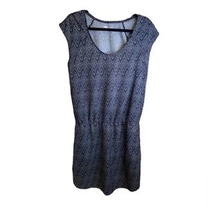 MEC Slip On Lightweight Short Sleeve Dress Size S